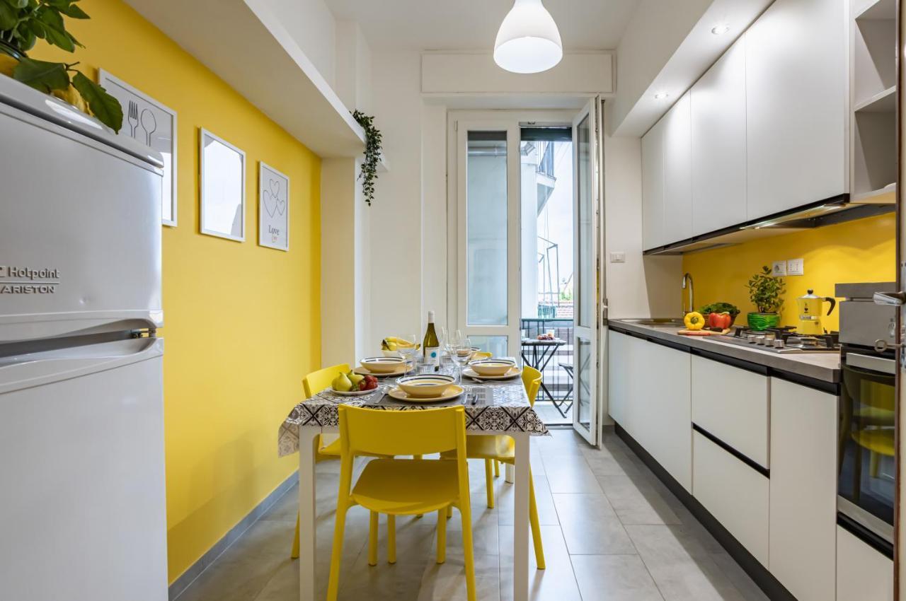 Yellowsunny Apartment With Two Balconies ปิซา ภายนอก รูปภาพ